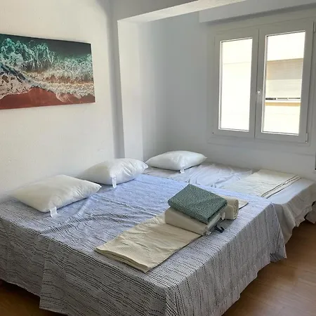 Apartment Mar 23 *